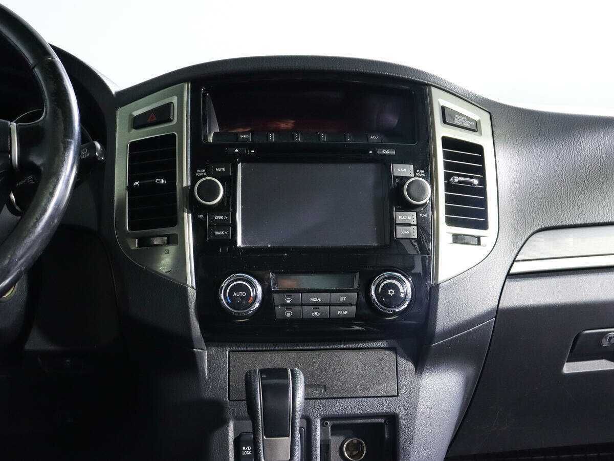 Купить Mitsubishi Pajero, 2014, 282 056 км.. Фото: #10