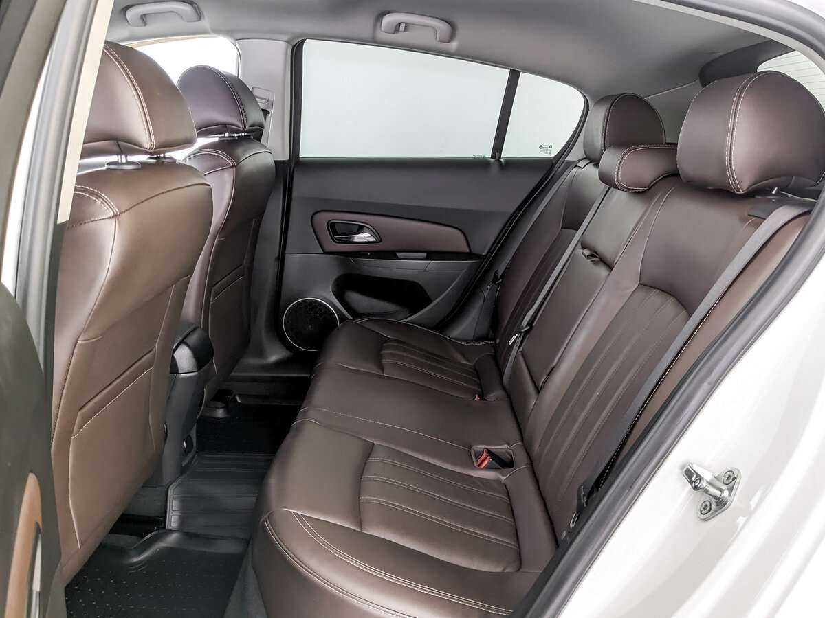 Купить Chevrolet Cruze, 2014, 184 795 км.. Фото: #9