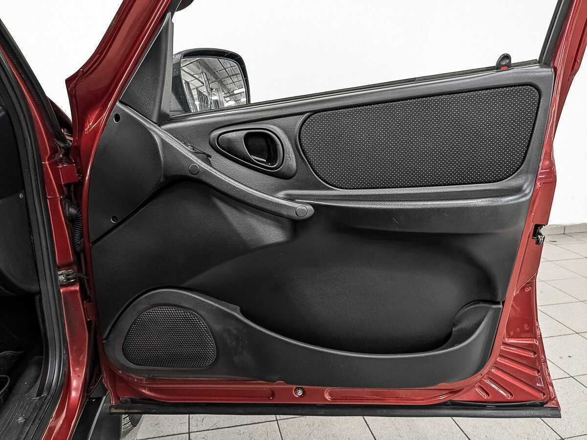 Купить Chevrolet Niva, 2015, 111 856 км.. Фото: #23