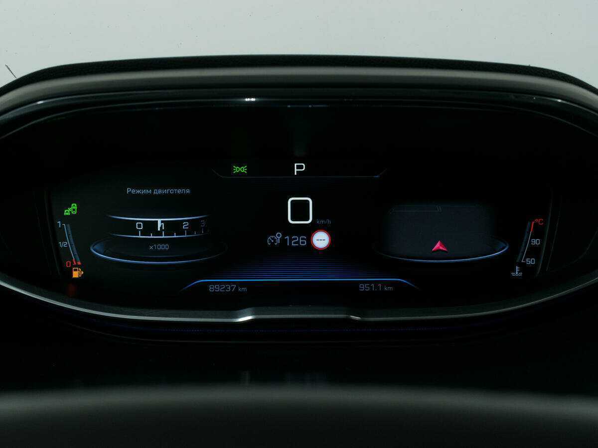 Купить Peugeot 3008, 2018, 89 133 км.. Фото: #10