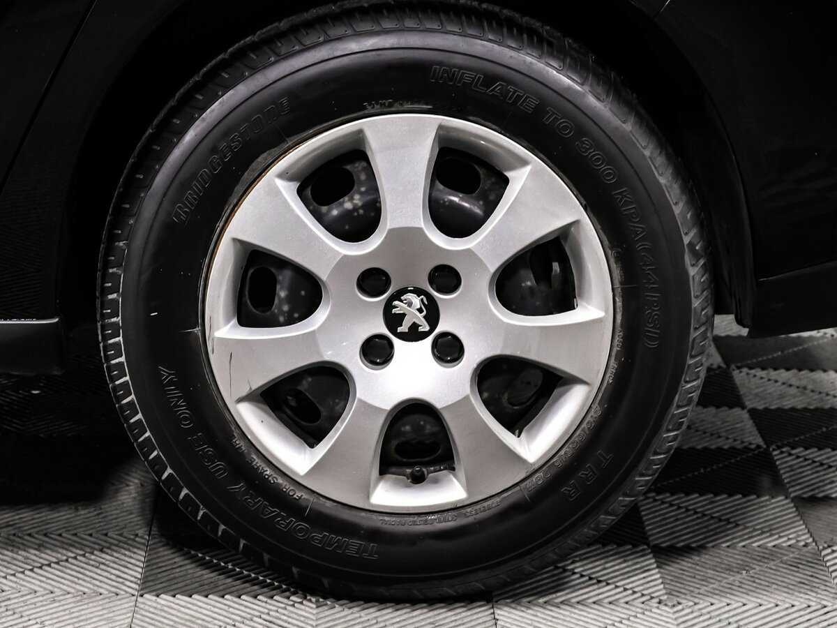 Купить Peugeot 3008, 2016, 121 671 км.. Фото: #13