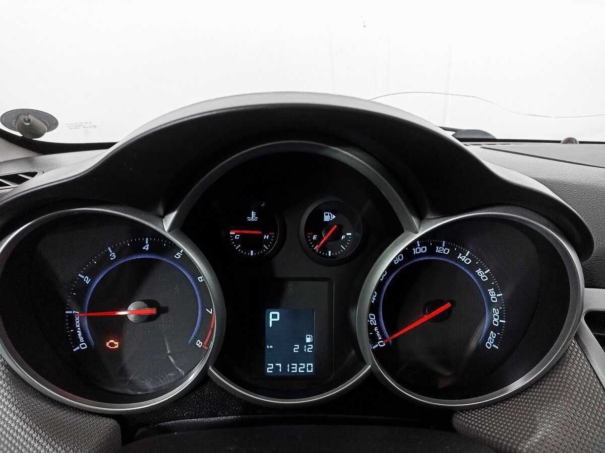 Купить Chevrolet Cruze, 2012, 271 323 км.. Фото: #9