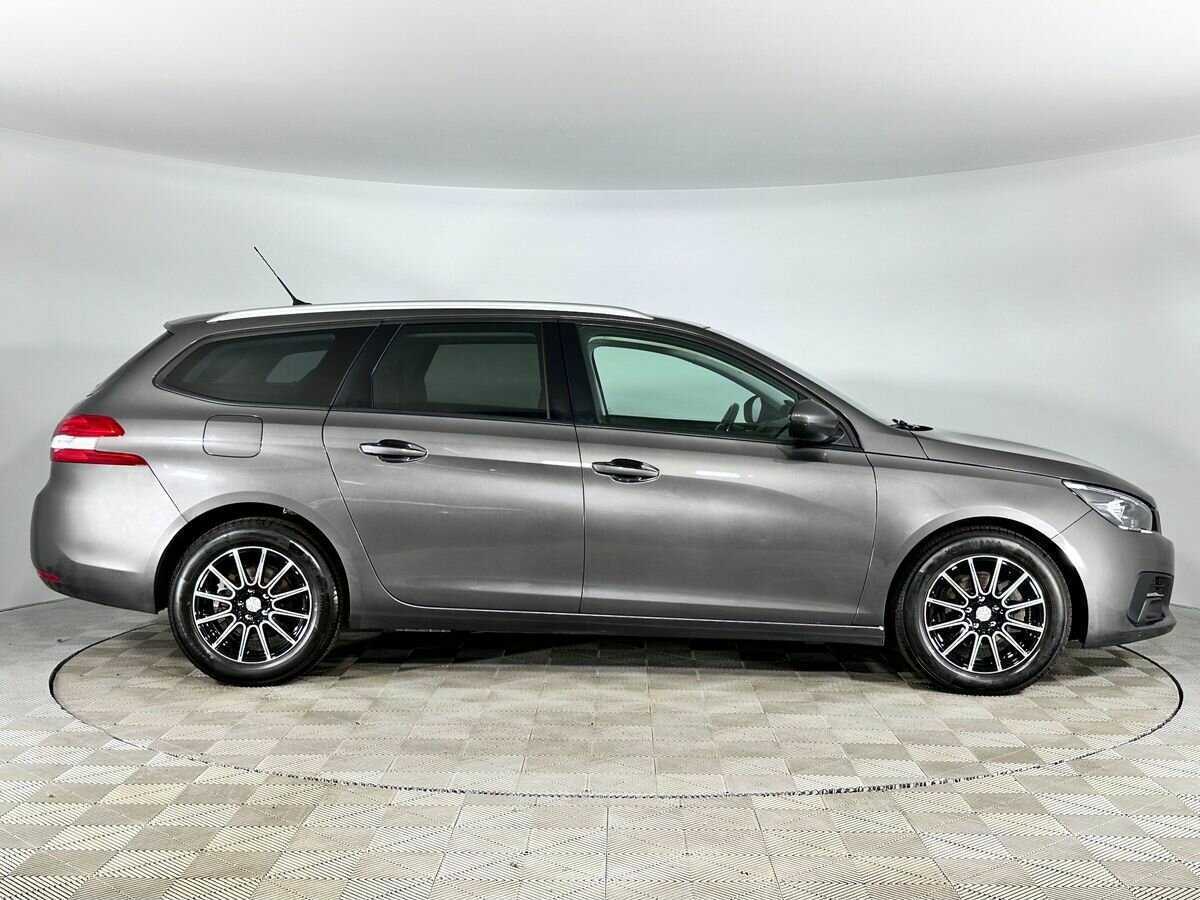 Купить Peugeot 308, 2018, 91 697 км.. Фото: #3