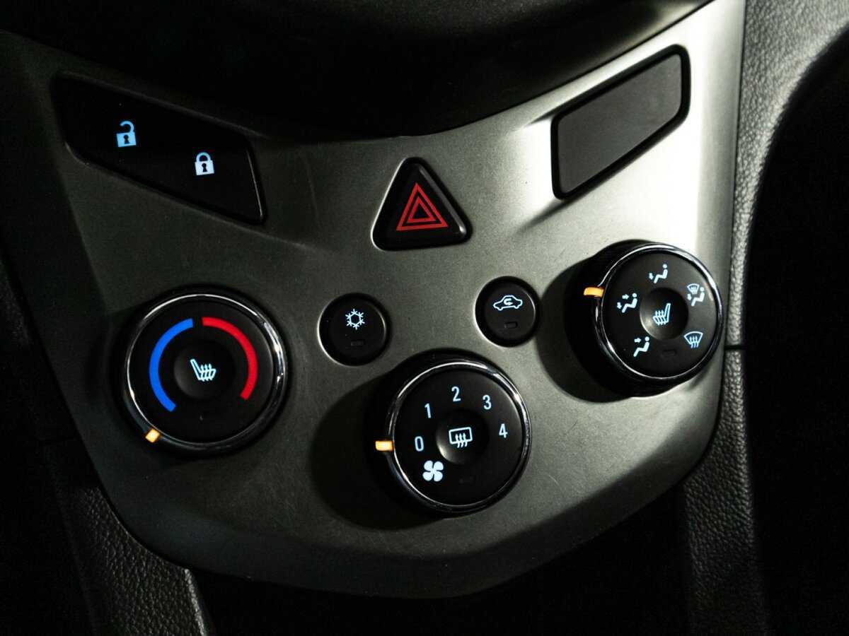 Купить Chevrolet Aveo, 2015, 237 876 км.. Фото: #14