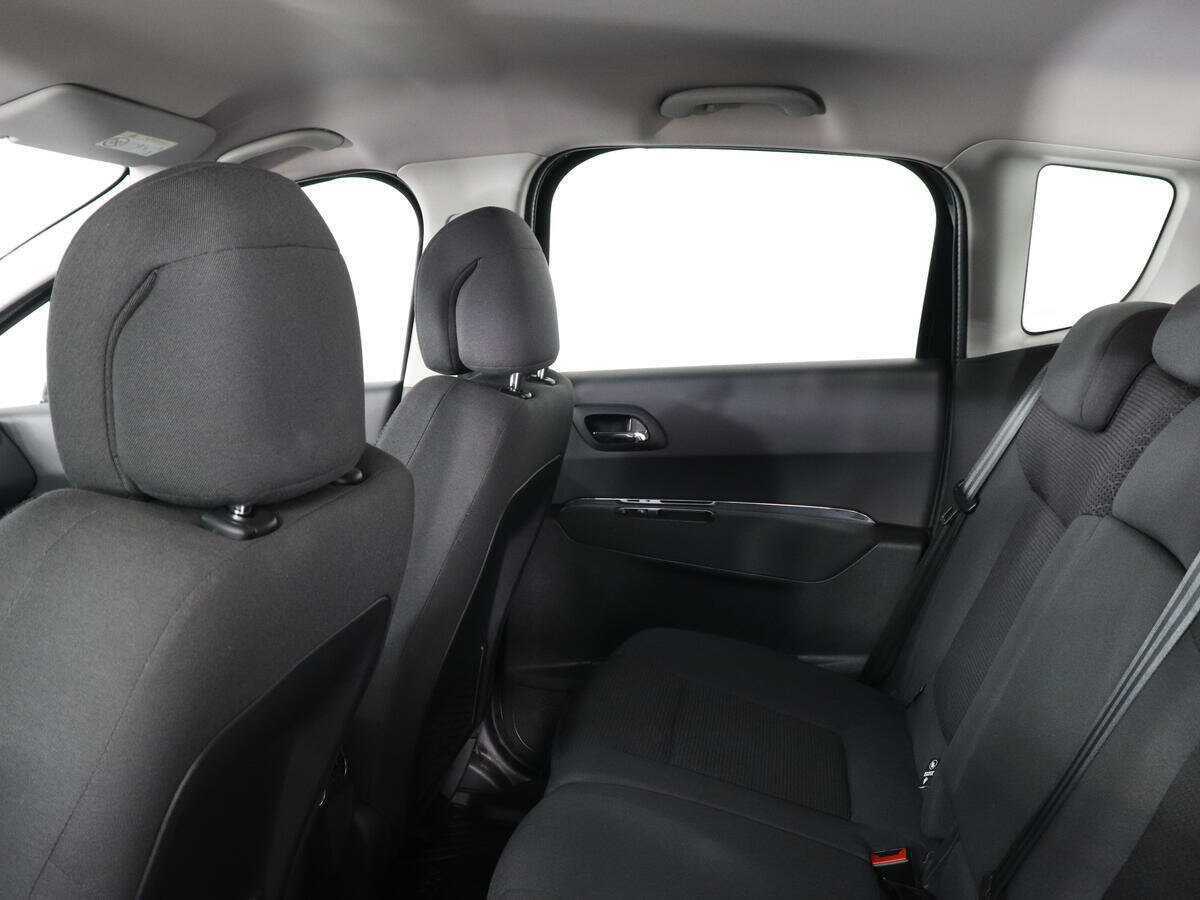 Купить Peugeot 3008, 2016, 109 964 км.. Фото: #12