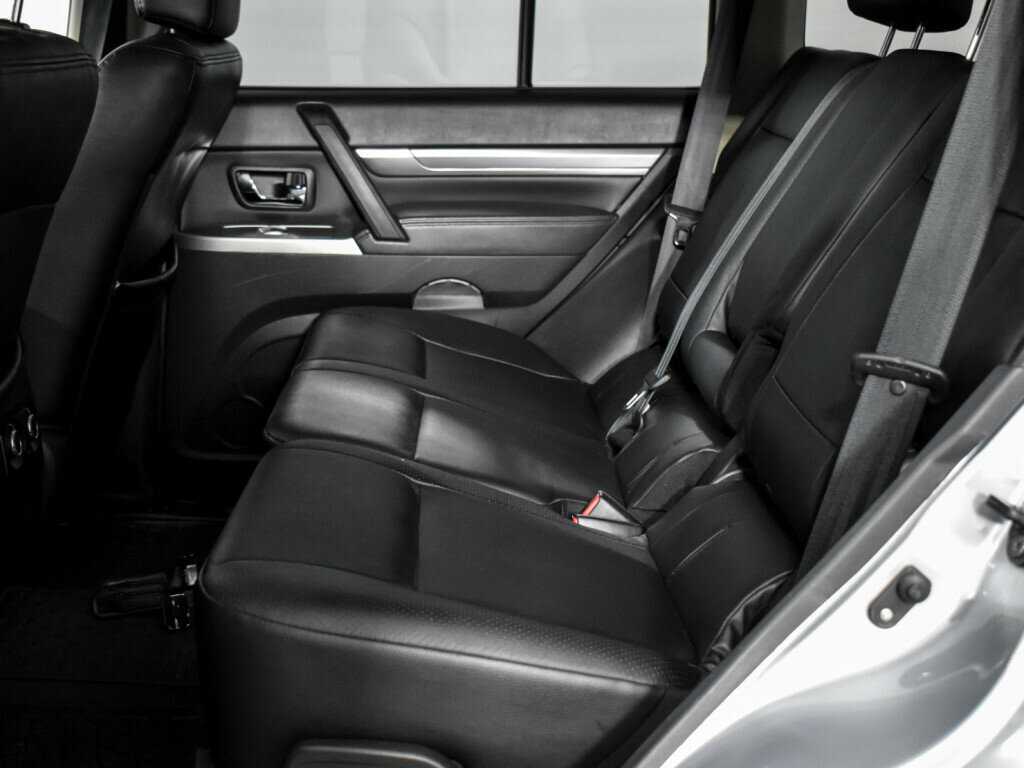 Купить Mitsubishi Pajero, 2013, 308 904 км.. Фото: #13