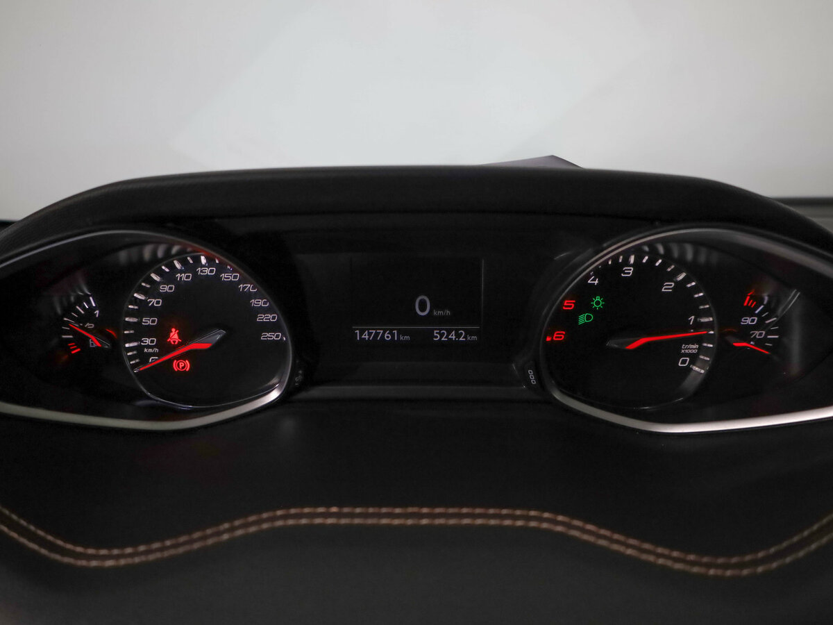 Купить Peugeot 308, 2019, 147 759 км.. Фото: #8