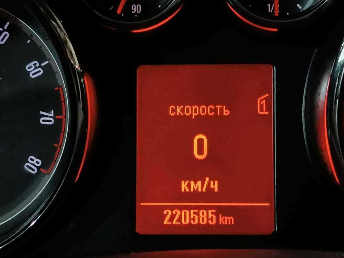 Купить Opel Astra, 2012, 220 583 км.. Фото: #12