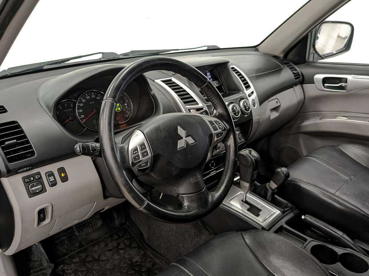 Купить Mitsubishi Pajero Sport, 2012, 270 085 км.. Фото: #10