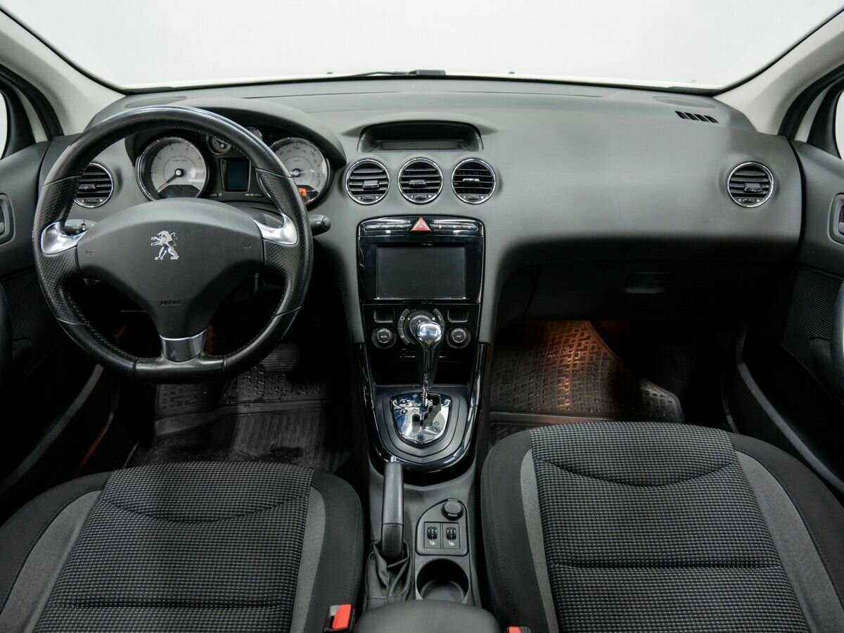 Купить Peugeot 408, 2017, 129 611 км.. Фото: #9