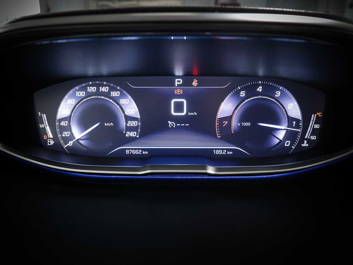 Купить Peugeot 3008, 2017, 87 662 км.. Фото: #13