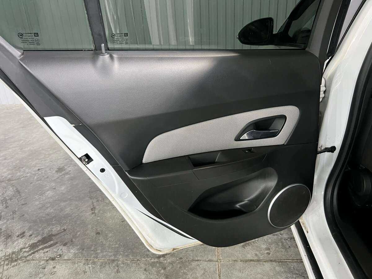 Купить Chevrolet Cruze, 2013, 158 504 км.. Фото: #15