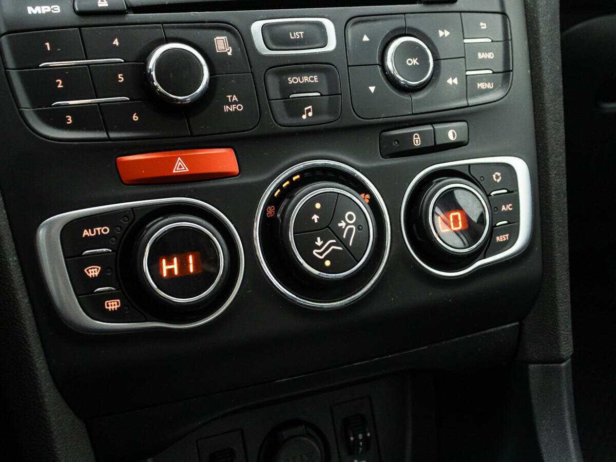 Купить Citroen C4, 2014, 107 710 км.. Фото: #14