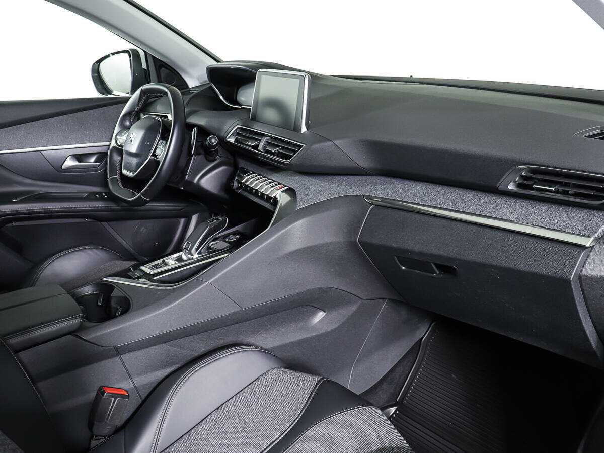 Купить Peugeot 3008, 2017, 87 662 км.. Фото: #8