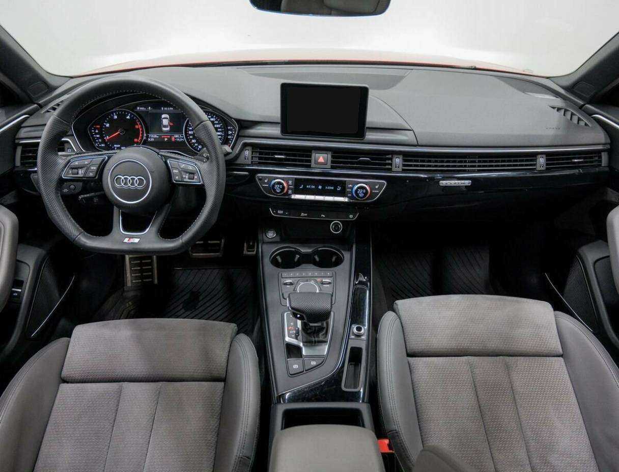 Купить Audi A4, 2019, 71 923 км.. Фото: #11