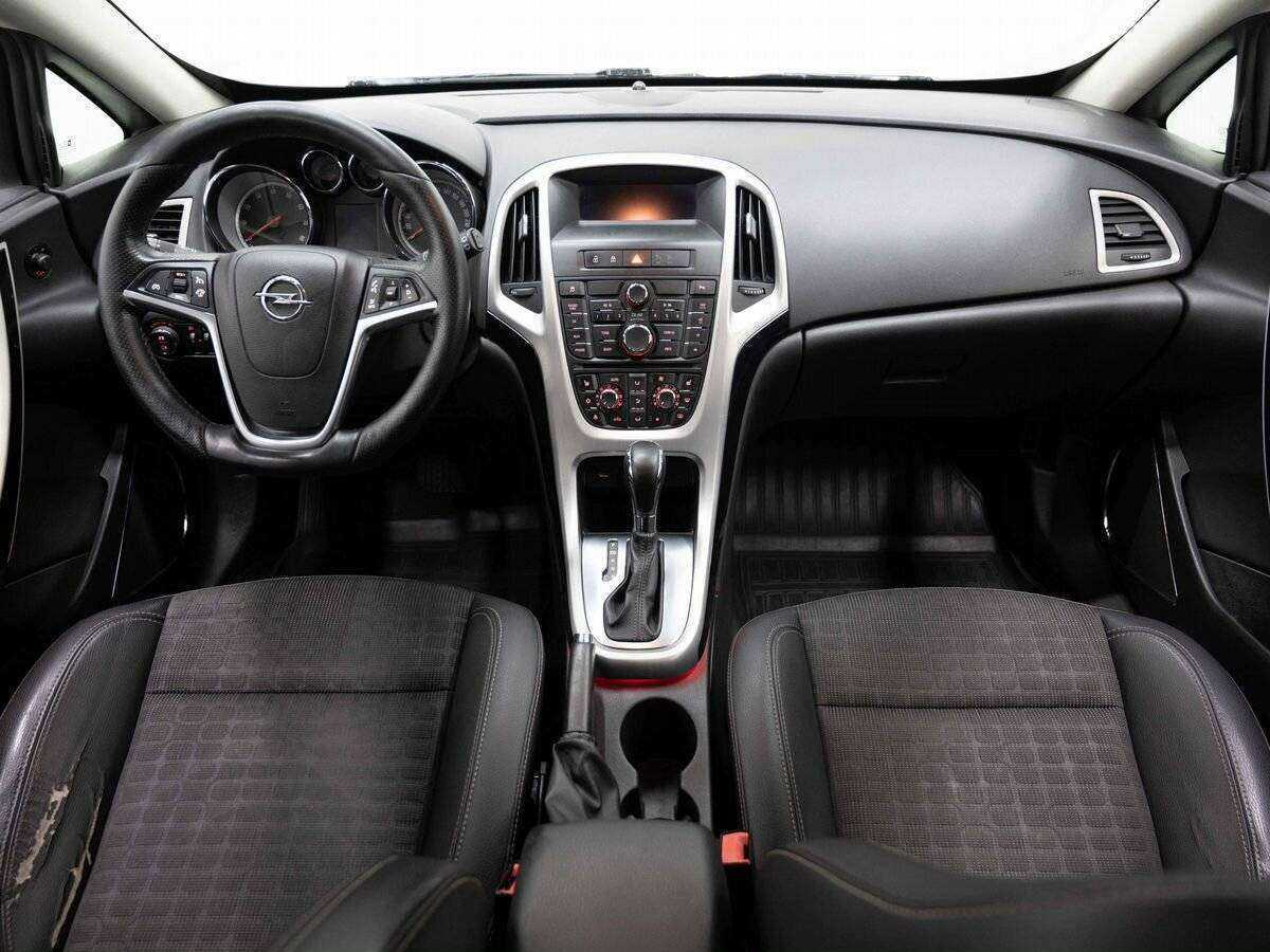 Купить Опель Астра, 2012, 190 009 км.. Фото: #11