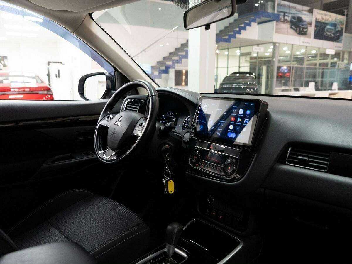 Купить Mitsubishi Outlander, 2018, 98 200 км.. Фото: #17