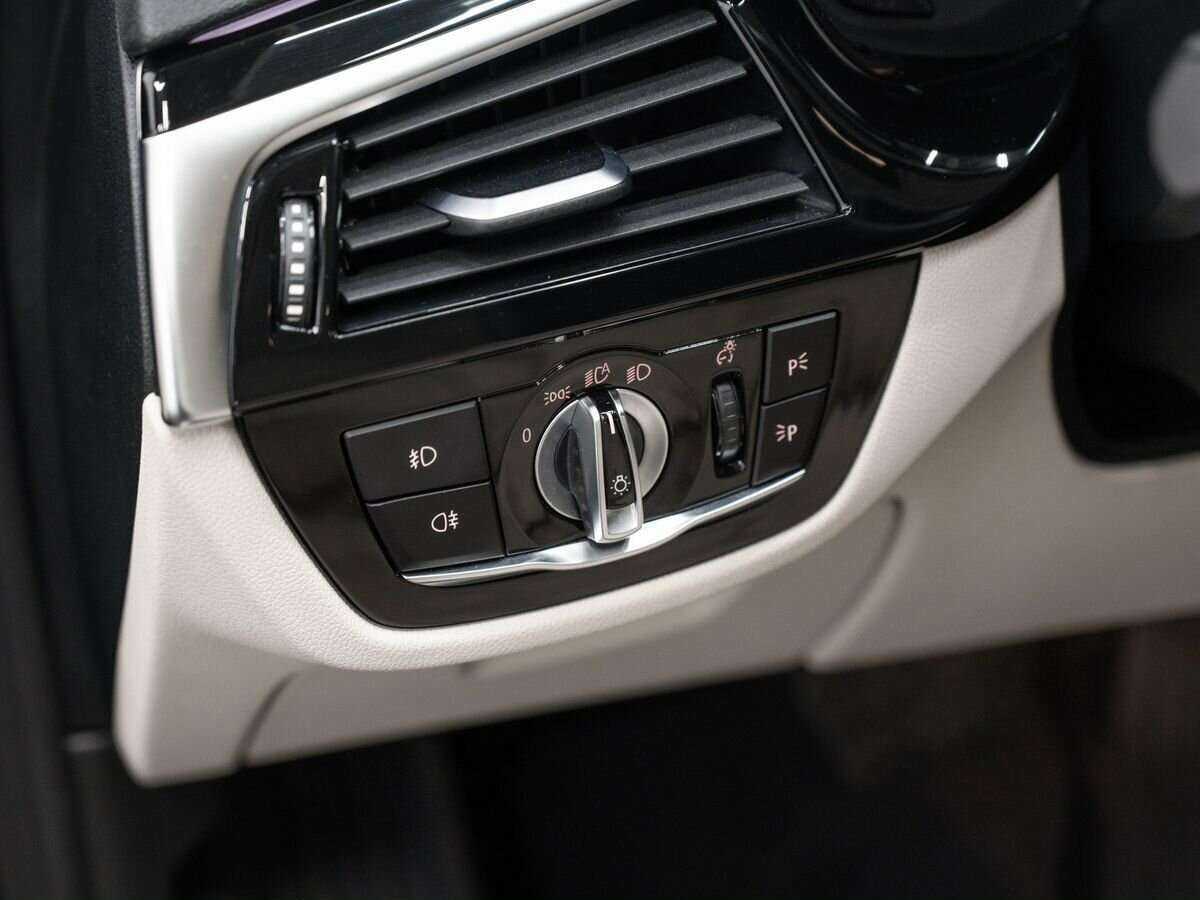 Купить BMW 5 серии, 2018, 174 500 км.. Фото: #15