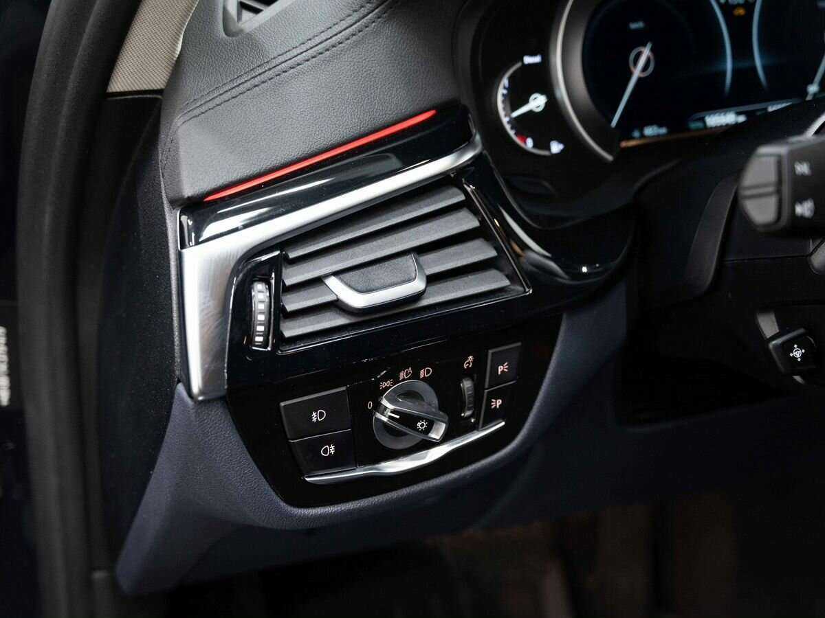 Купить BMW 5 серии, 2017, 105 599 км.. Фото: #17