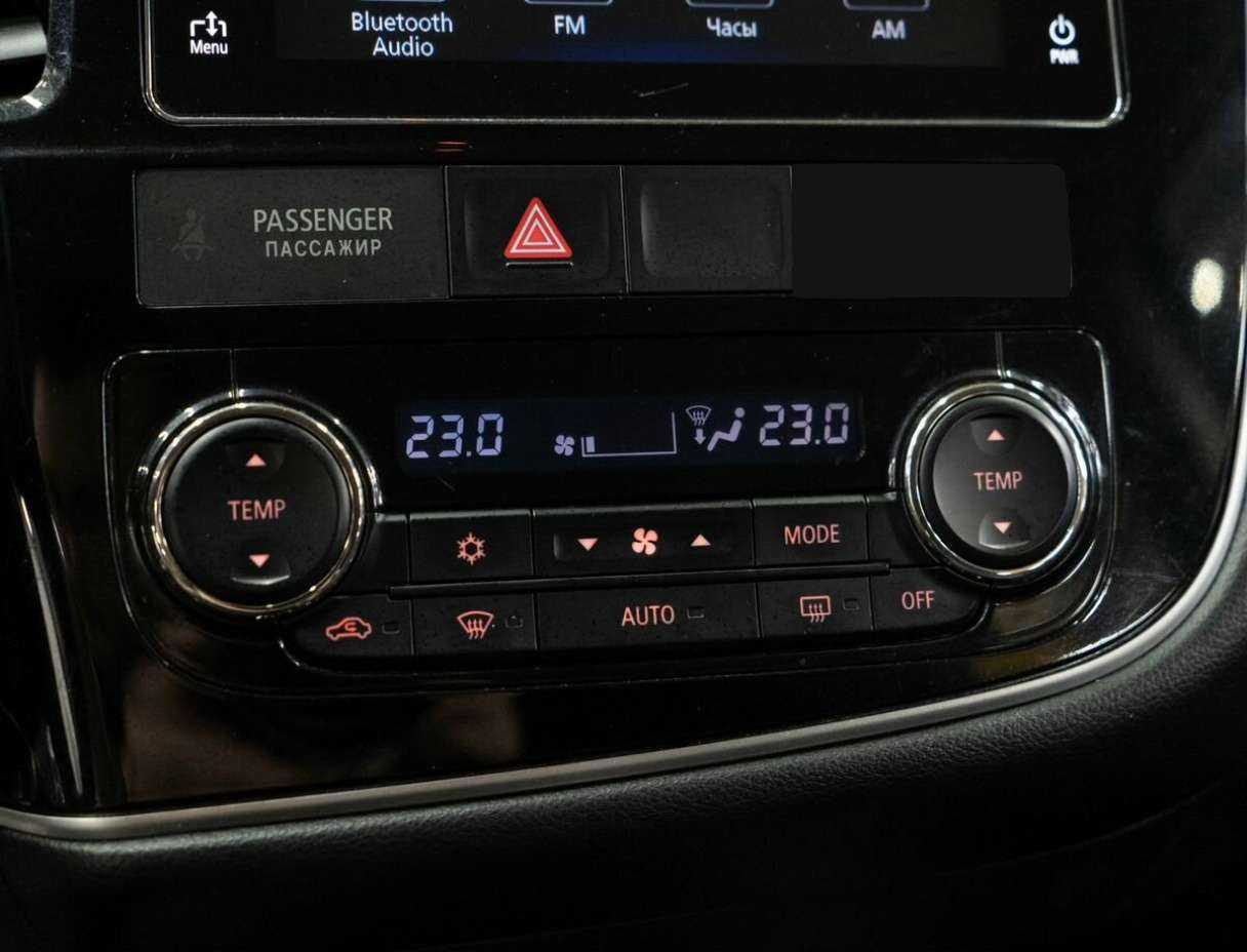 Купить Mitsubishi Outlander, 2017, 191 000 км.. Фото: #10