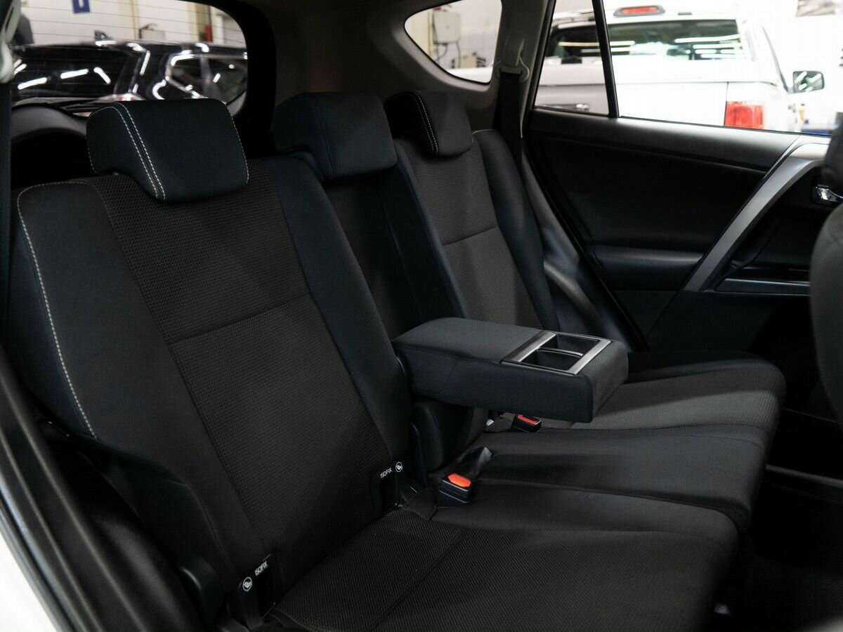 Купить Toyota RAV4, 2016, 45 000 км.. Фото: #9