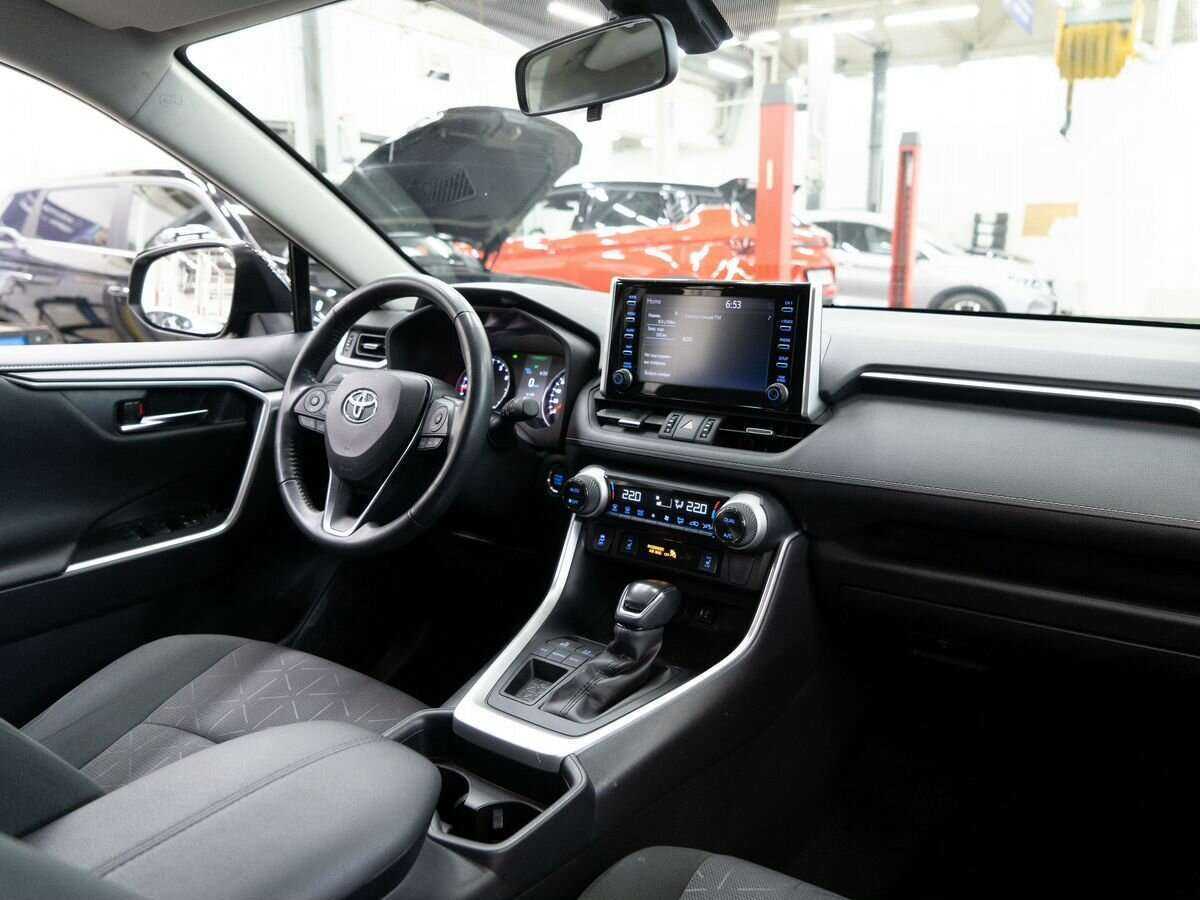 Купить Toyota RAV4, 2019, 47 000 км.. Фото: #16