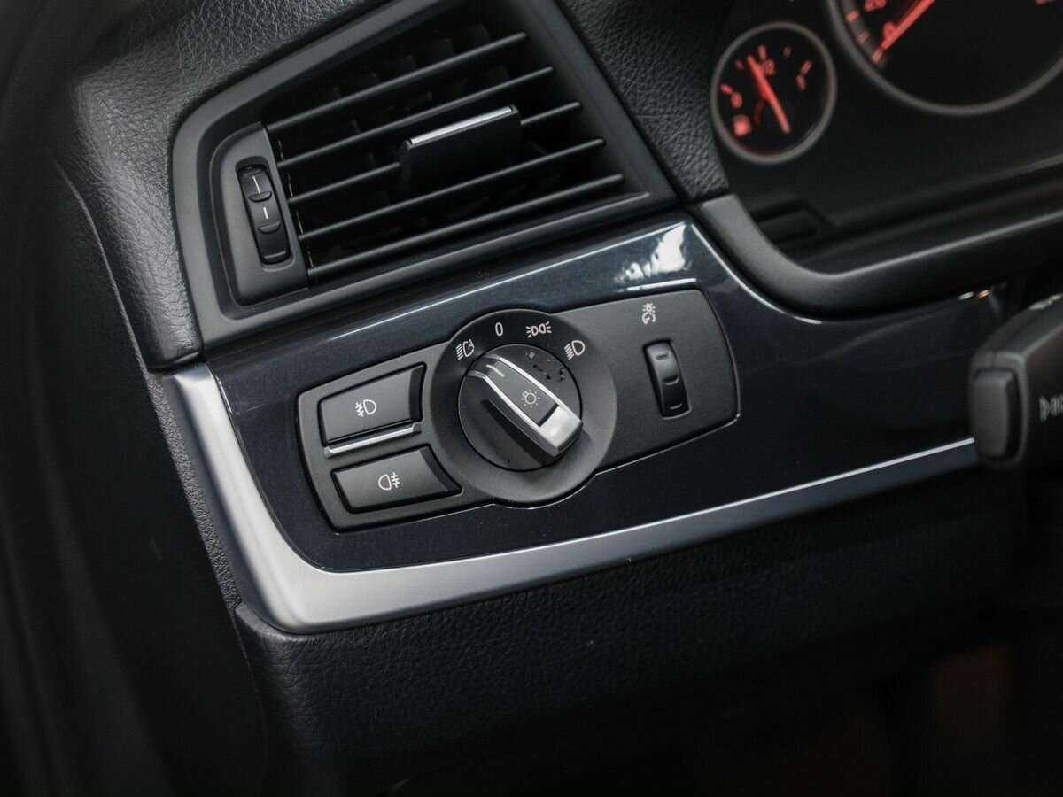 Купить BMW 5 серии, 2013, 196 000 км.. Фото: #15