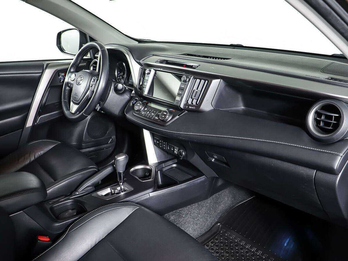 Купить Toyota RAV4, 2018, 67 094 км.. Фото: #8