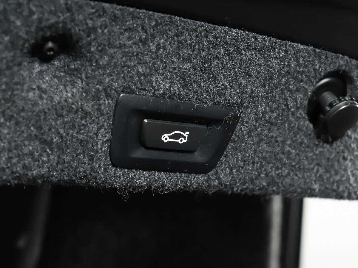 Купить BMW 5 серии, 2013, 129 299 км.. Фото: #16