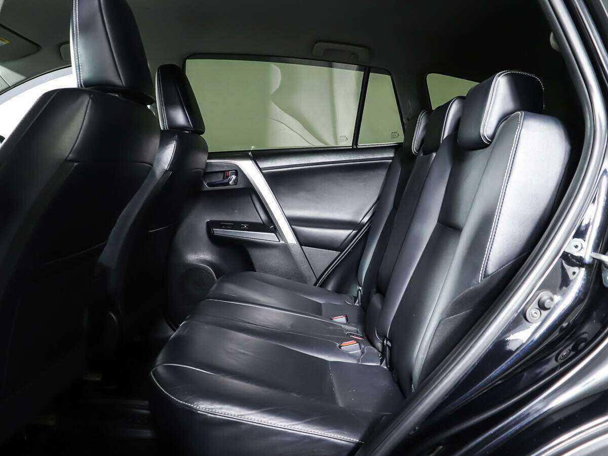 Купить Toyota RAV4, 2018, 103 067 км.. Фото: #10