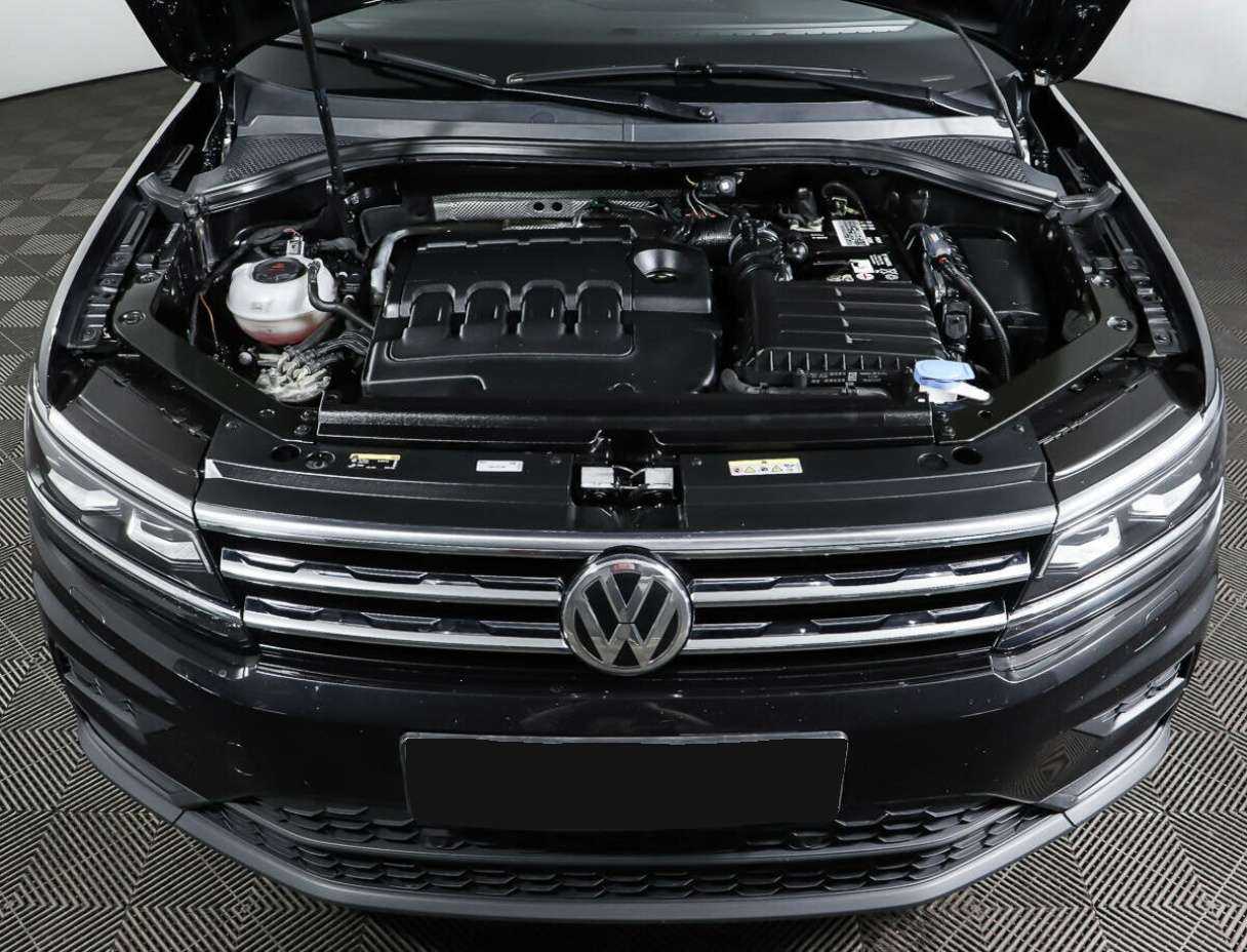 Купить Volkswagen Tiguan, 2020, 70 446 км.. Фото: #7