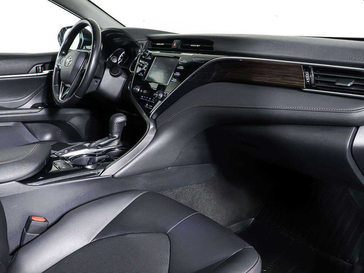 Купить Тойота Камри, 2020, 212 127 км.. Фото: #7