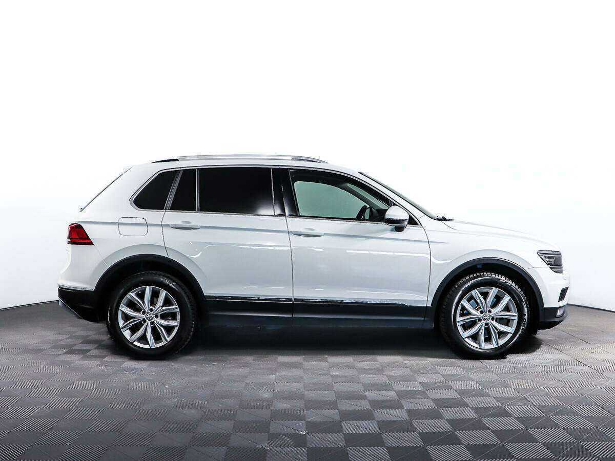 Купить Volkswagen Tiguan, 2018, 80 336 км.. Фото: #3