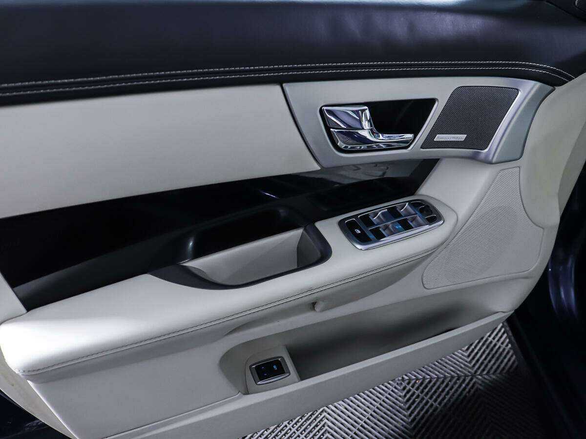 Купить Jaguar XF, 2012, 131 996 км.. Фото: #15