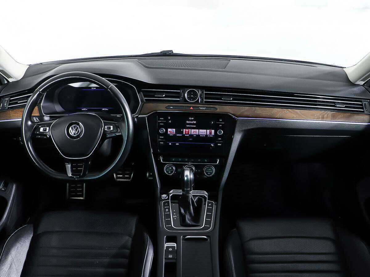 Купить Volkswagen Passat, 2018, 60 115 км.. Фото: #10