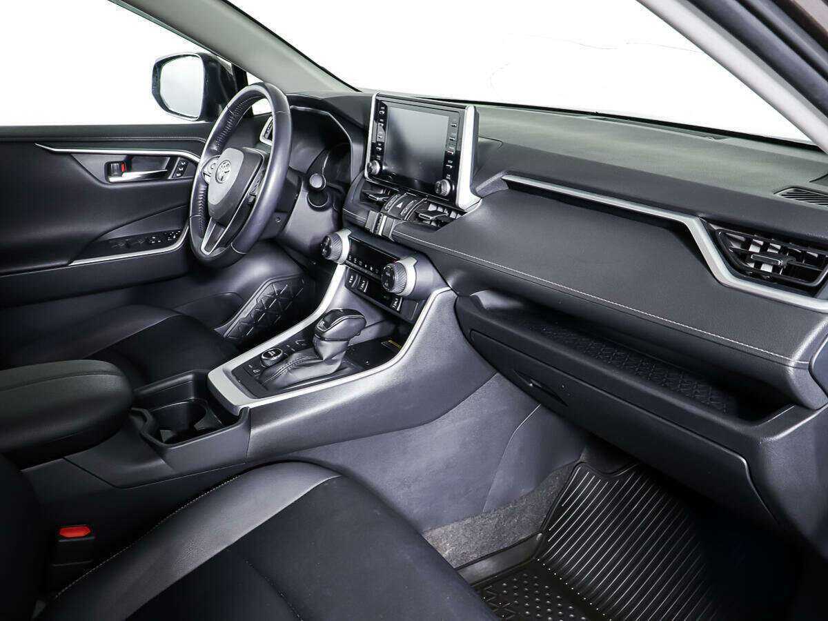Купить Toyota RAV4, 2019, 40 690 км.. Фото: #8