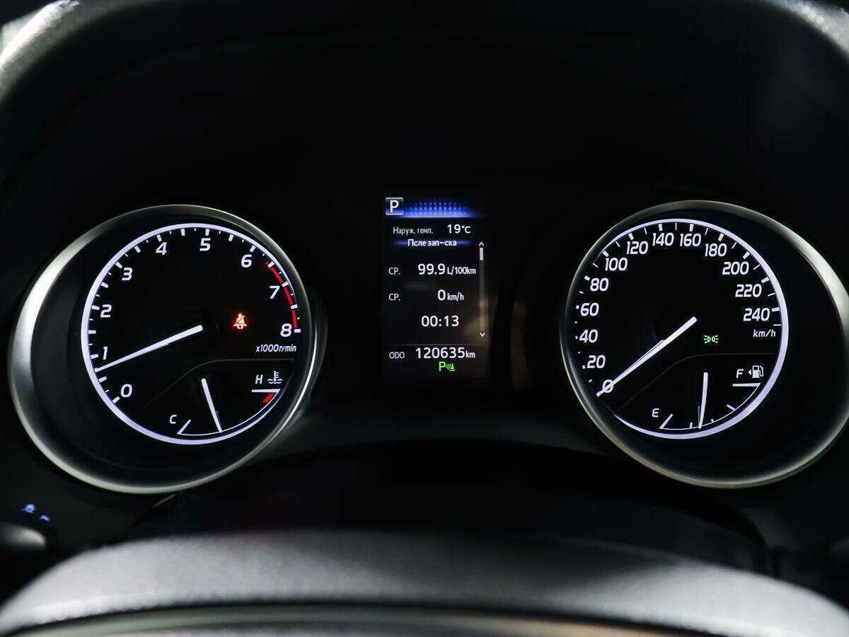 Купить Toyota Camry, 2018, 120 635 км.. Фото: #13