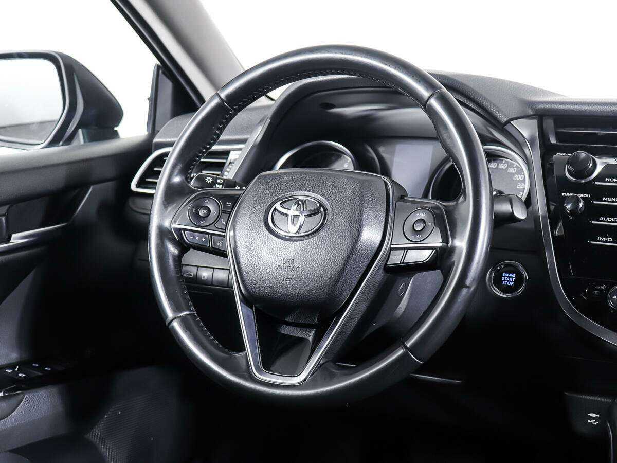 Купить Toyota Camry, 2018, 120 635 км.. Фото: #14