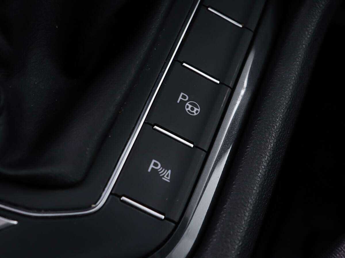 Купить Volkswagen Tiguan, 2018, 152 845 км.. Фото: #18