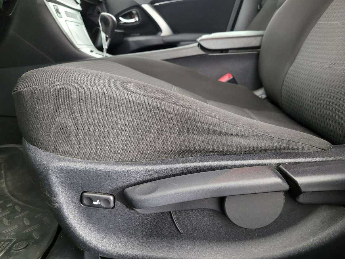 Купить Toyota Avensis, 2012, 187 969 км.. Фото: #9