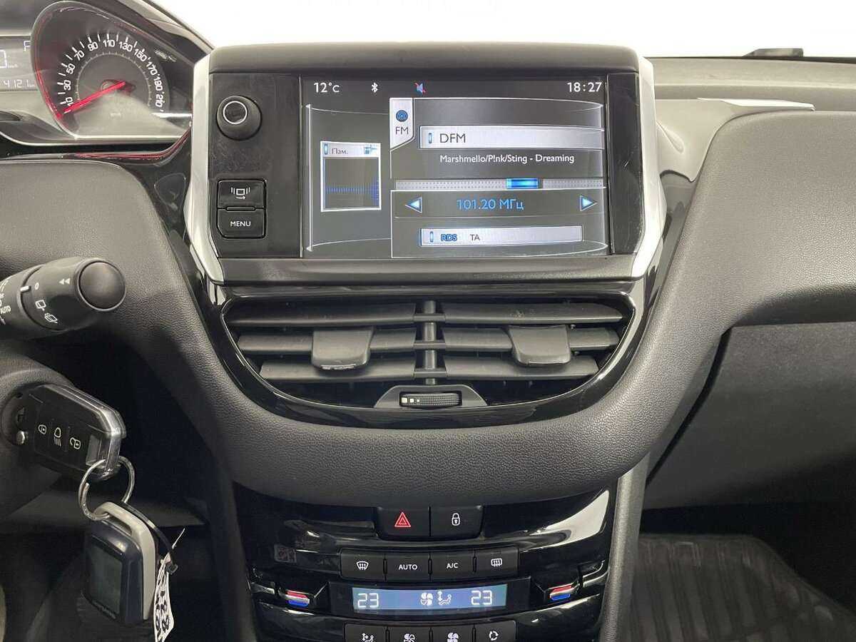 Купить Пежо 208, 2014, 147 190 км.. Фото: #11