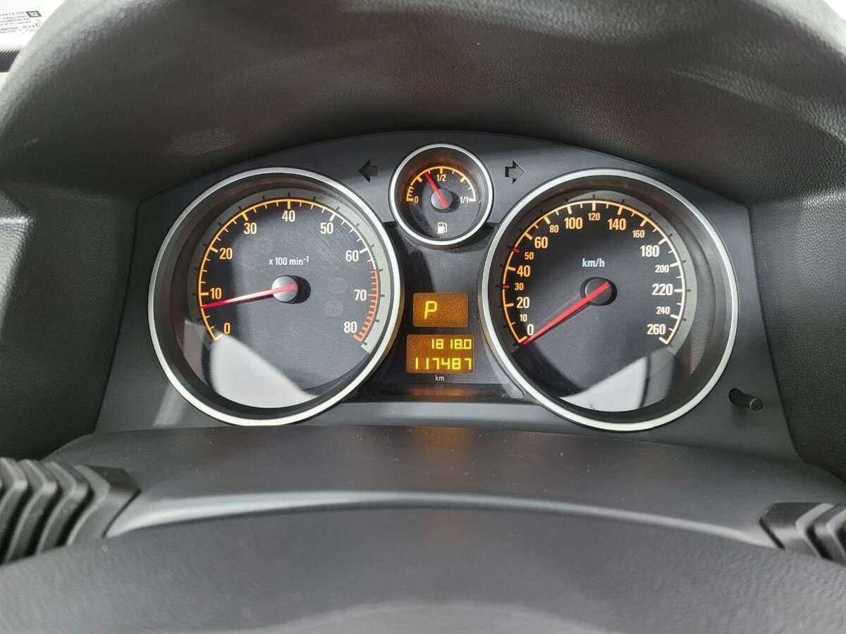 Купить Опель Астра, 2012, 117 000 км.. Фото: #10