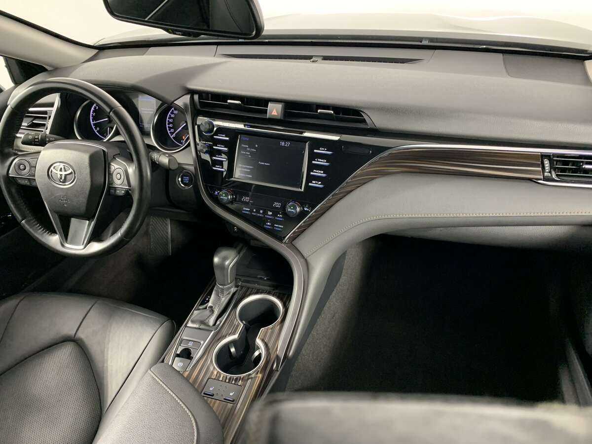 Купить Toyota Camry, 2019, 89 169 км.. Фото: #6