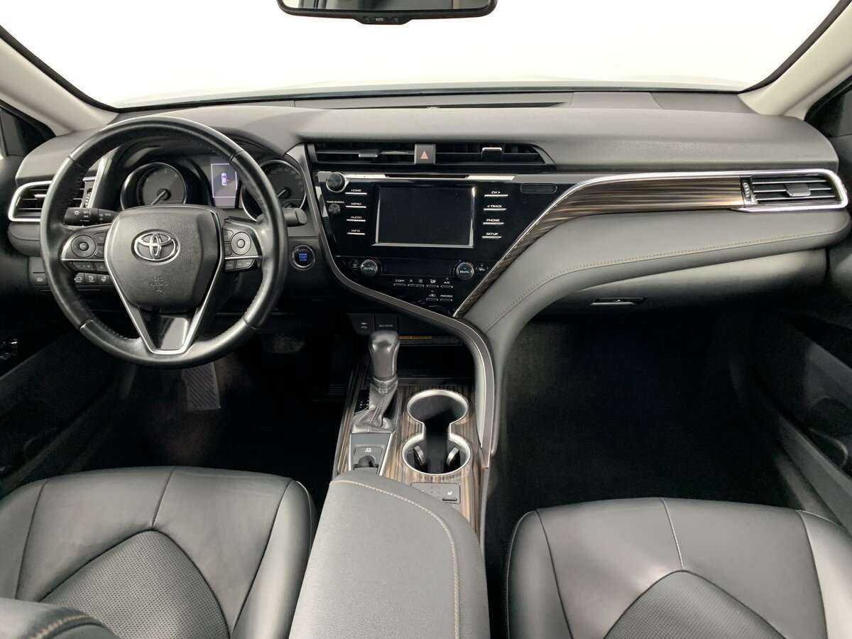 Купить Toyota Camry, 2019, 132 745 км.. Фото: #11