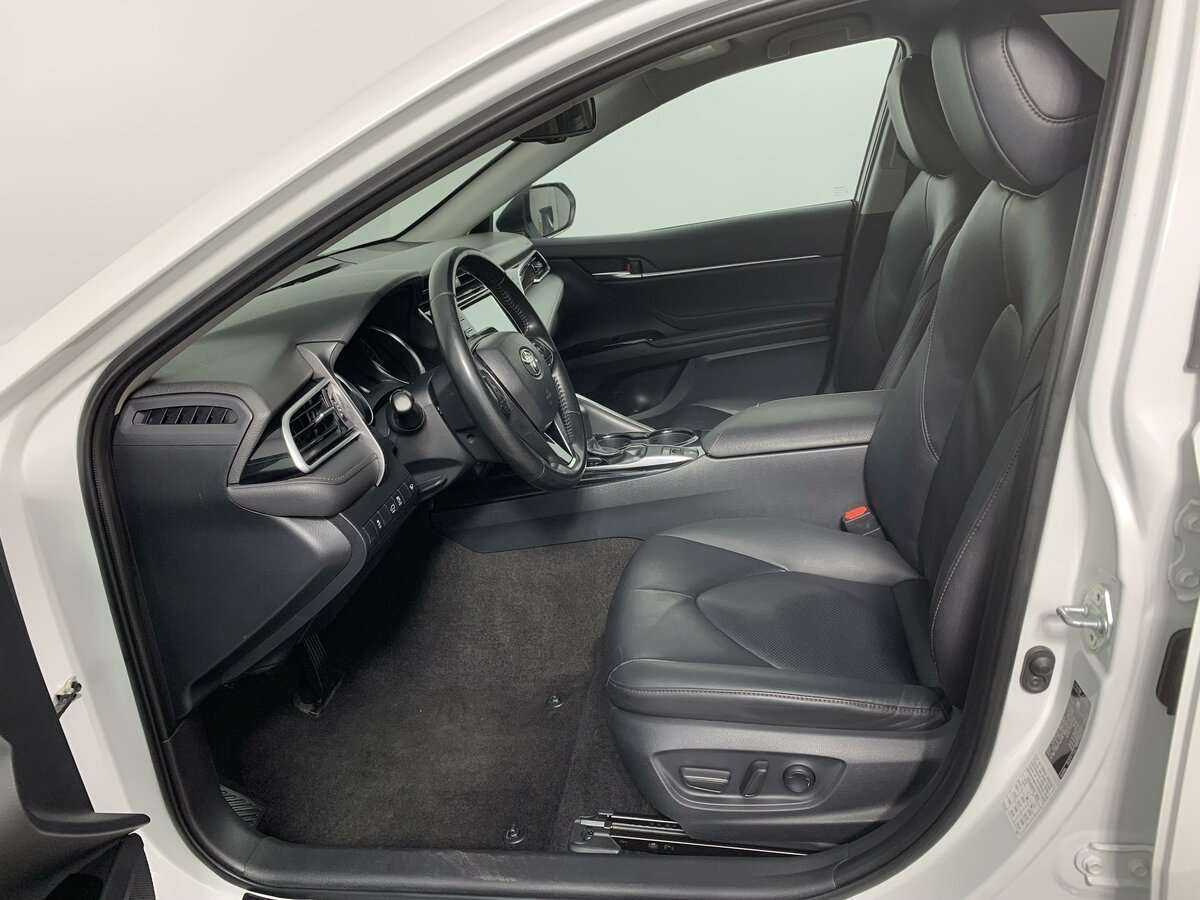 Купить Тойота Камри, 2020, 211 001 км.. Фото: #13