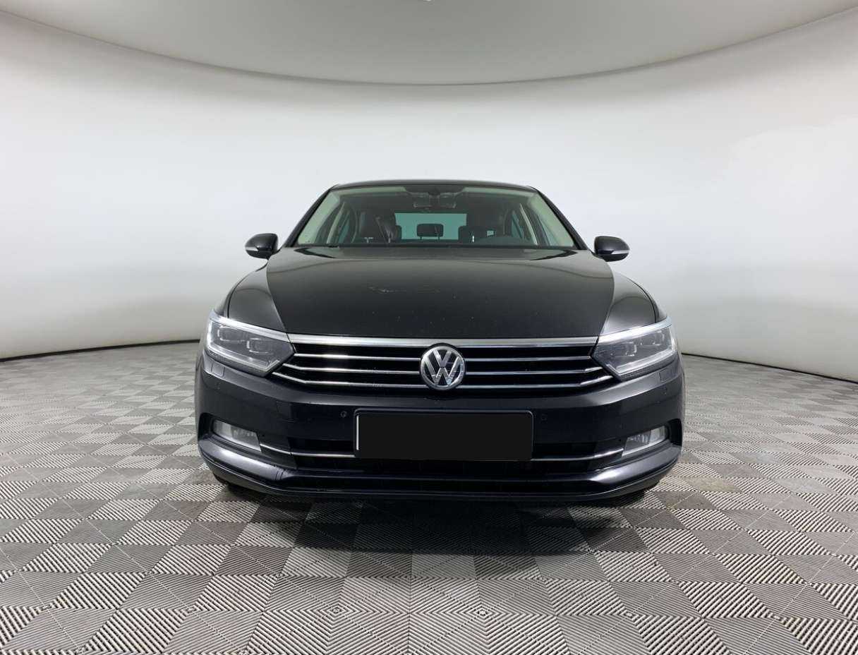 Купить Volkswagen Passat, 2019, 107 000 км.. Фото: #1