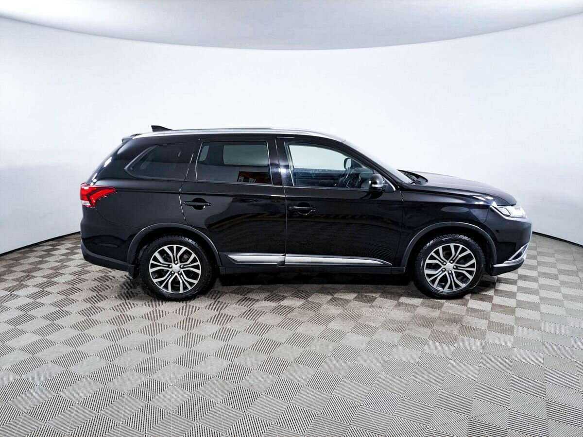 Купить Mitsubishi Outlander, 2017, 88 421 км.. Фото: #3