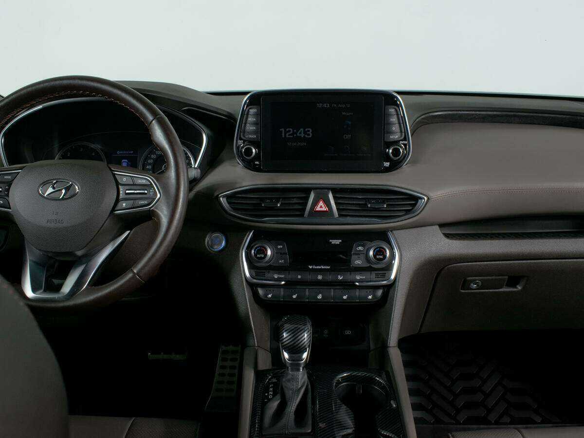 Купить Hyundai Santa Fe, 2018, 95 130 км.. Фото: #10