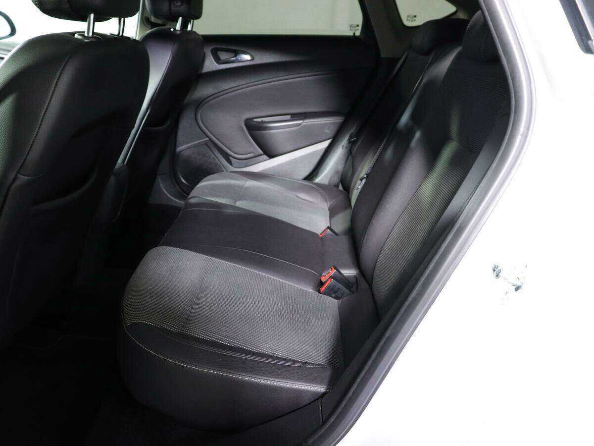 Купить Опель Астра, 2013, 98 000 км.. Фото: #9