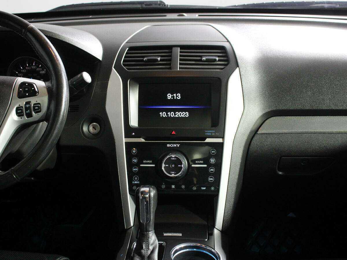 Купить Ford Explorer, 2013, 150 300 км.. Фото: #10